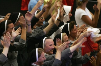 VATICAN-POPE-AUDIENCE-NUNS