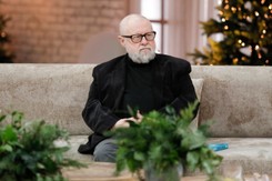 Szokujące słowa Jerzego Bralczyka. 'Nie pasuje mi adoptowanie zwierząt'