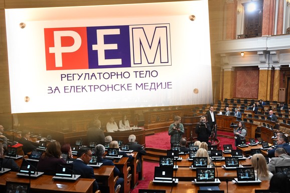 Četvoro nezavisnih kandidata odlučilo da preuzme učešće u radu Saveta REM-a