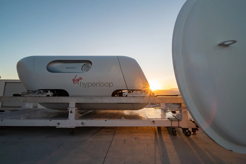 Projekt Hyperloop jest obecnie rozwijany pod marką Virgin