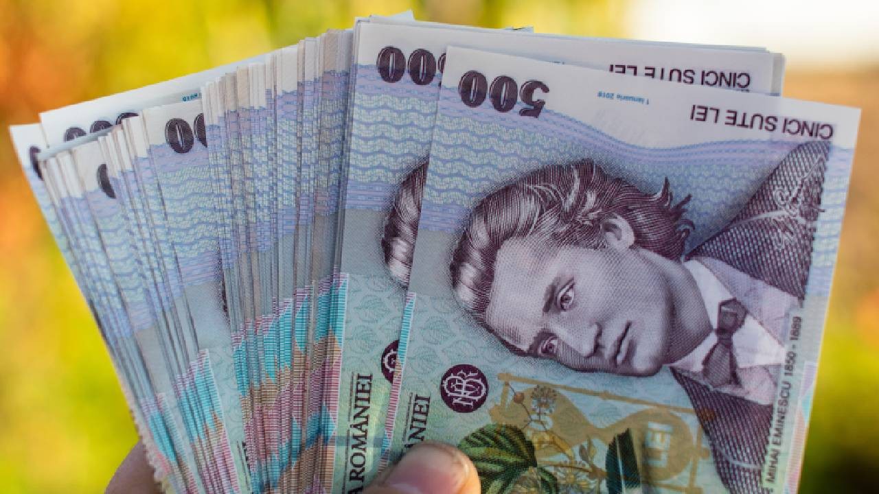 Numărul pensionarilor cu pensii de serviciu a crescut în septembrie. Ce categorie încasează, în medie, peste 25.000 de lei  pe lună