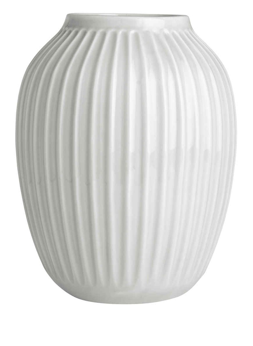 Weisse Vase «Hammershøi» von Kähler, Höhe 28 Zentimeter, für 100 Franken, via Breuninger.
