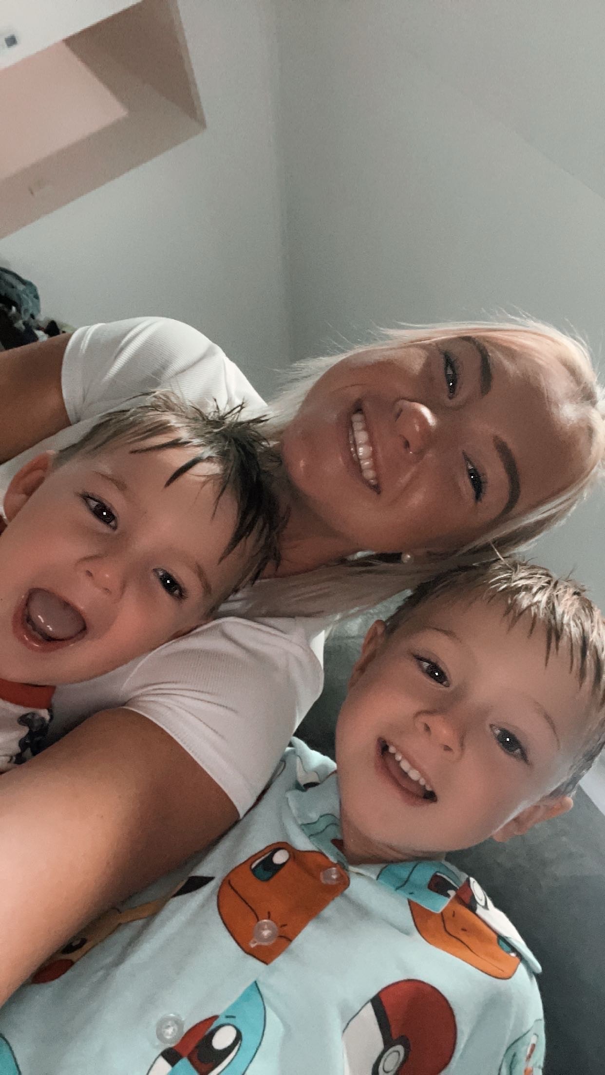 Nikkiine pretrvávajúce menštruačné bolesti viedli k šokujúcej diagnóze rakoviny krčka maternice.