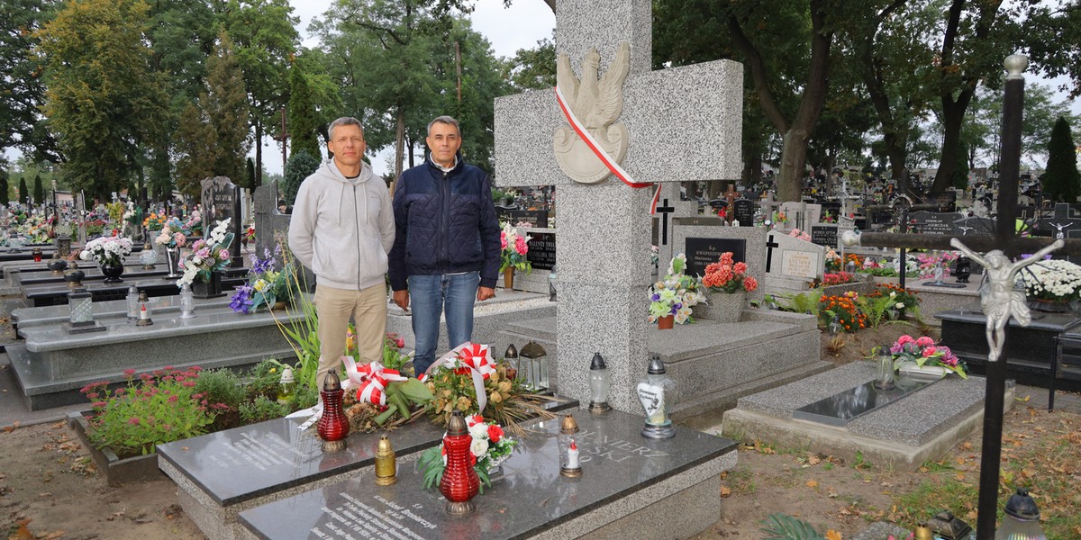 Dzięki detektywom pól bitewnych z Sieradza rodziny żołnierzy dowiedziały się, gdzie spoczywają ich bliscy