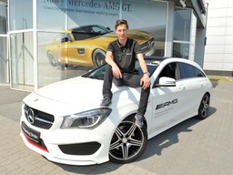 Celebrycki wzmacniacz, czyli po co markom ambasadorzy