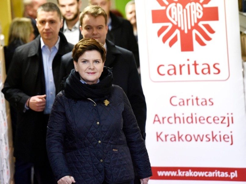 Pani premier odwiedziła wczoraj punkt socjalny Caritas Archidiecezji Krakowskiej w Krakowie...