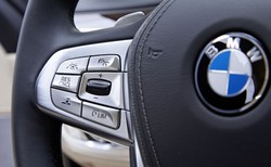 Trump uderza w niemieckich producentów samochodów: To straszne. Zatrzymamy to