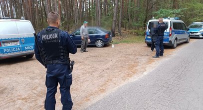 Starsze małżeństwo poszło na grzyby, niedługo później potrzebowali pomocy. Policjanci apelują