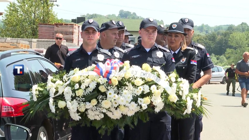 Sahrana ubijenog policajca