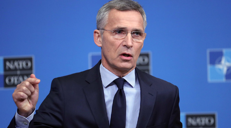 Jens Stoltenberg felszólította az oroszokat, hogy térjenek vissza az INF-szerződés teljesítéséhez /Fotó: MTI/EPA