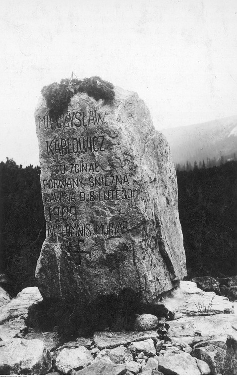 Pomnik kompozytora Mieczysława Karłowicza na Hali Gąsienicowej w Tatrach