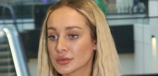 NIJE ŽALILA NI EVRA! Otkrivena vrtoglava suma koju je Luna Đogani iskeširala Ivani Peters za prateće vokale, a evo da li se pevačica kaje zbog saradnje!