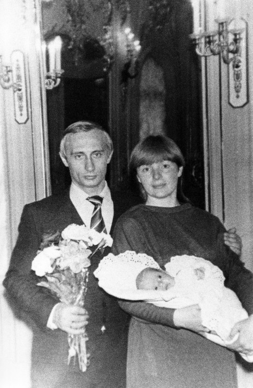 Władimir Putin z żoną Ludmiłą. Zdjęcie wykonano wiosną 1985 r.