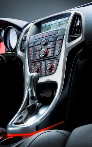 Wiemy jak wygląda wnętrze auta, które będzie produkowane w polskiej fabryce General Motors w Gliwicach