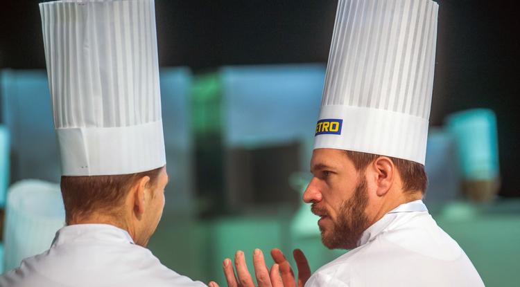 Széll Tamás, a 2019-es Bocuse d'Or verseny győztese (j) a Bocuse d'Or magyar döntőjében 2020. február 5-én