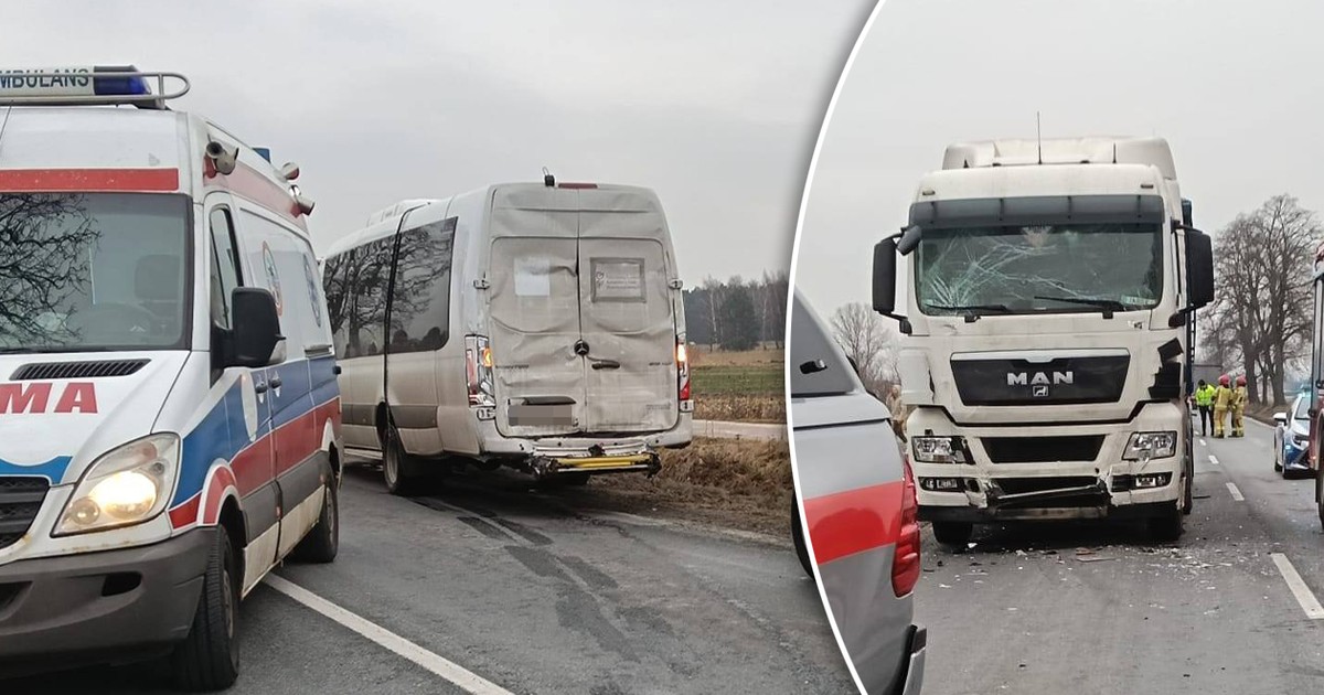 Groźny wypadek pod Koninem: dzieci w busie