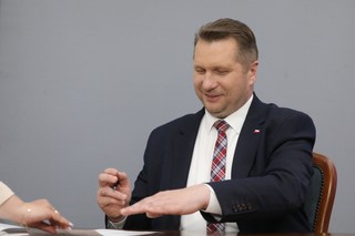 Ministerstwo Nauki rozpoczęło wielkie sprzątanie po Czarnku