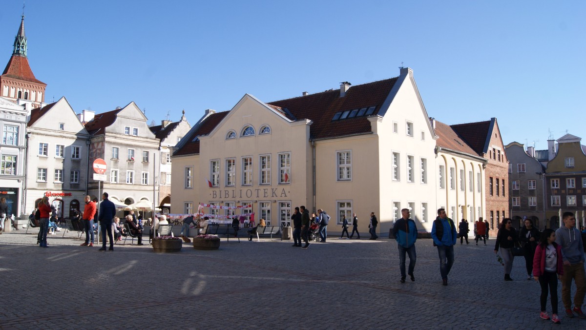 Festyn "Bezpieczny Olsztyn", piknik "Druga strona Łynostrady", a na zakończenie koncert grupy Czerwony Tulipan - to jedne z najciekawszych propozycje na najbliższy weekend w Olsztynie.