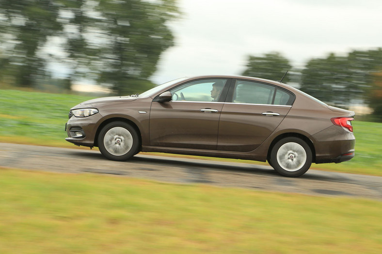 Fiat Tipo 1.6 - czy zasługuje na pochwały?