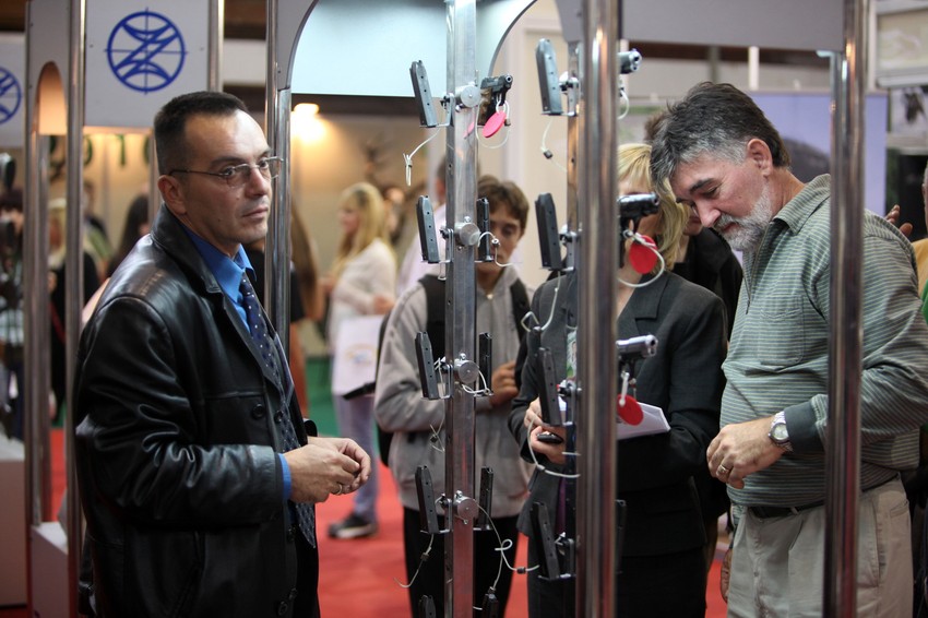 Policija je pronašla oružije ukradeno na Novosadskom sajmu