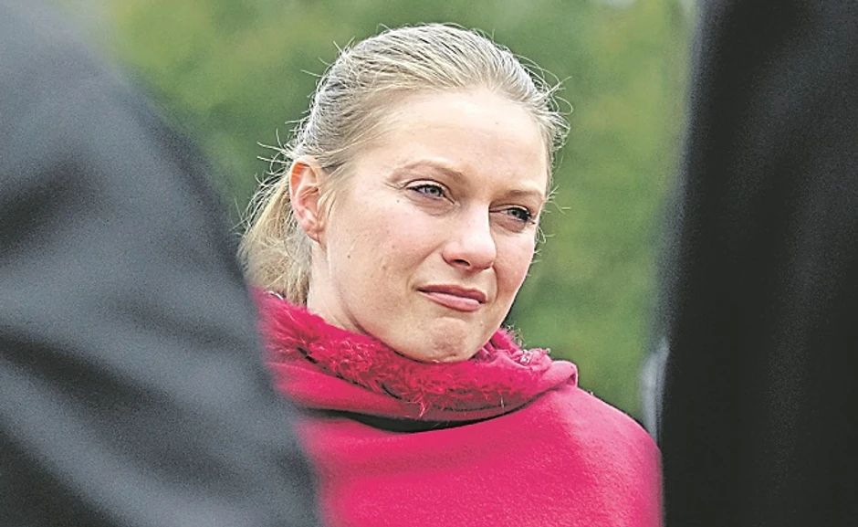 Bežanijsko groblje: Ana Sakić na pomenu svom drugu