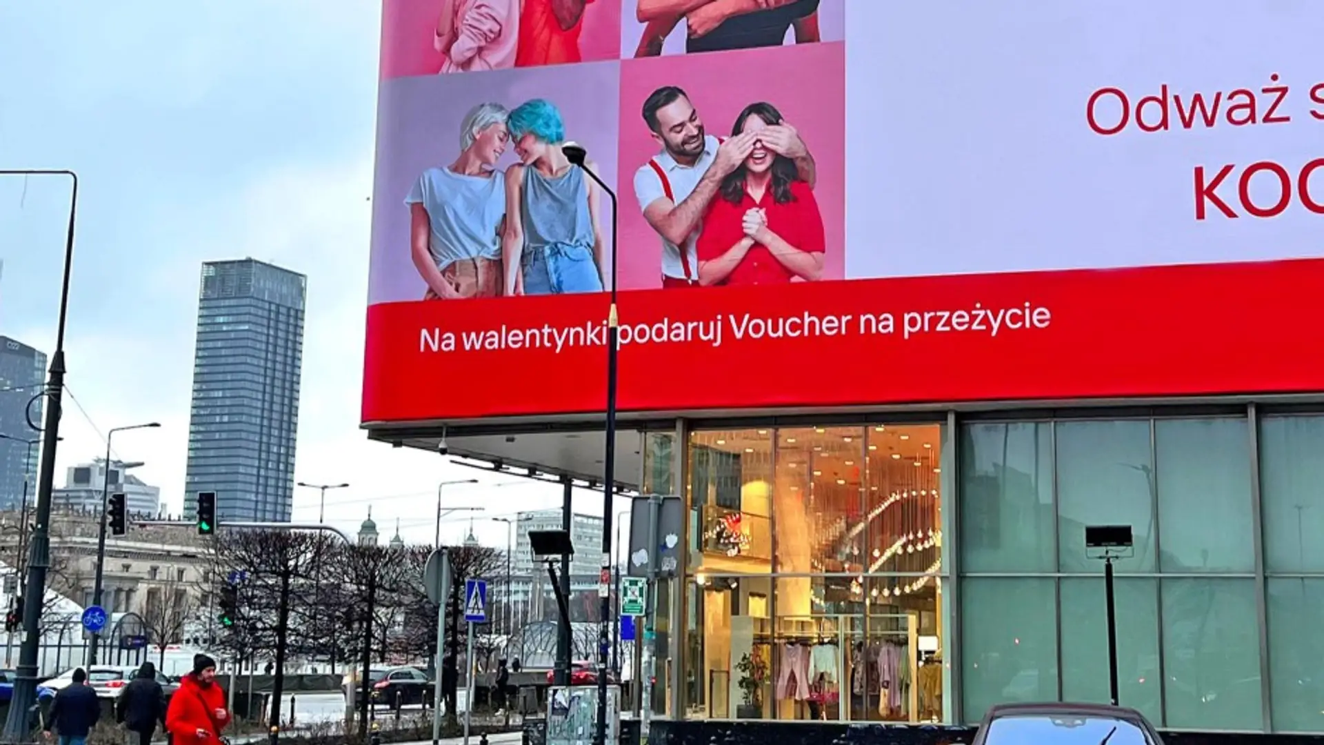 Ich "voucher na przeżycie" stał się memem. Poszli za ciosem i naprawdę można go kupić