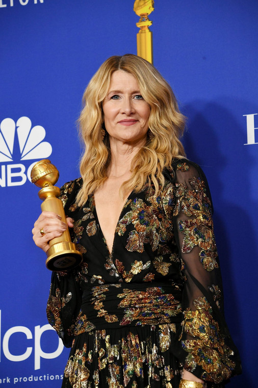 Laura Dern ze Złotym Globem (dla najlepszej aktorki drugoplanowej za rolę w filmie "Historia małżeńska")