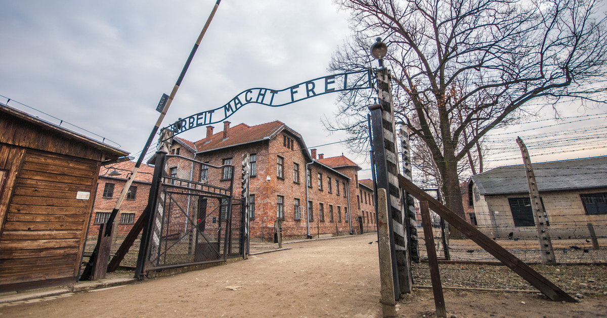 Tak Sowieci przejęli Auschwitz. "Dopisali do jego historii nieoczekiwany rozdział"