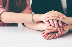 Normalność, obłęd i władza. Jak społeczeństwo radziło sobie z problemami kobiet?