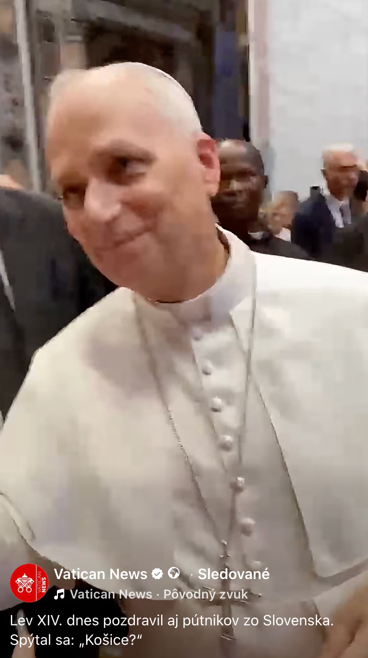 Pápež vo Vatikáne pozdravil aj Slovákov.