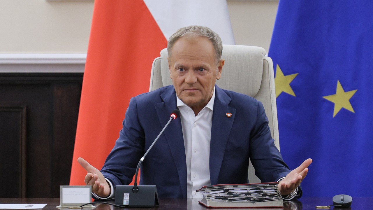 Premier Tusk zapowiada gigantyczną pomoc dla Rafako