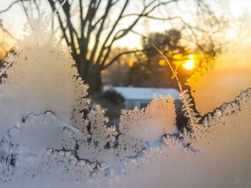 Orvosmeteorológia: ezért vár nehéz szerda a vérnyomásproblémákkal küzdőkre