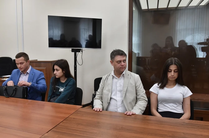 Marija i Angelina na sudu