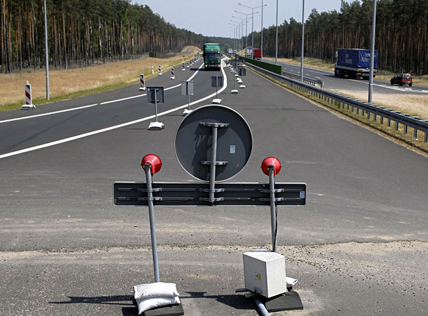 Rząd ukręcił bat na blokujących autostrady