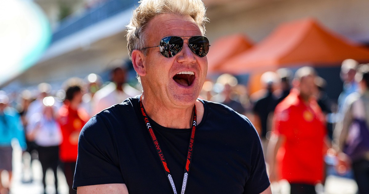 How Gordon Ramsay stays fit at 58, from his diet to the one exercise he ...