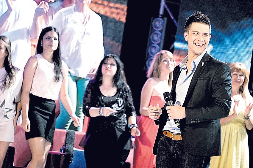 Miloš Vujanović, Zlatin izabranik