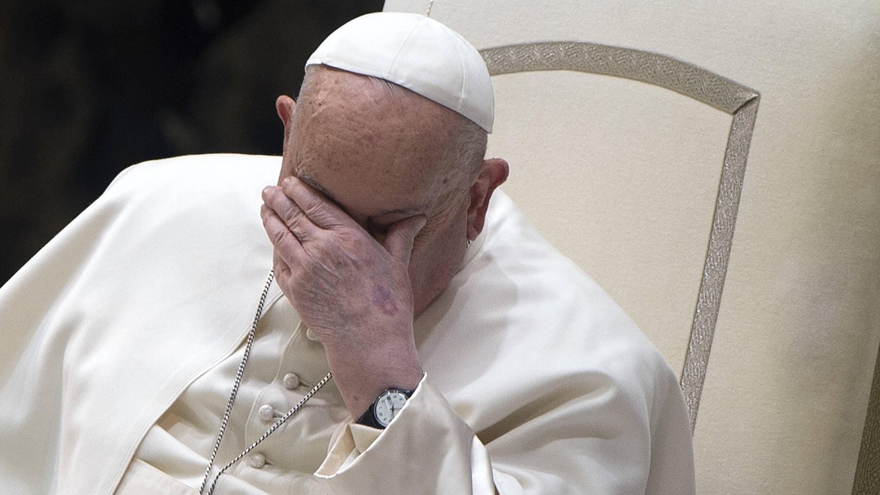 Ostatnia walka papieża Franciszka. Wiedział, iż zbliża się koniec. Tak próbował uchronić swoją spuściznę przed kolejnym konklawe