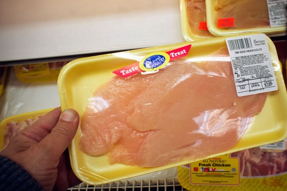 Kupujete piletinu u supermarketu? Ovaj detalj na pakovanju otkriva sve