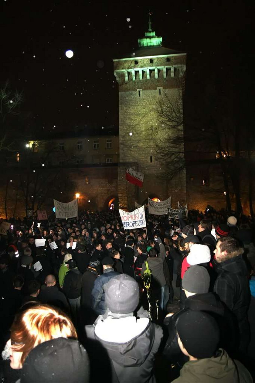 Ludzie wściekli na rząd