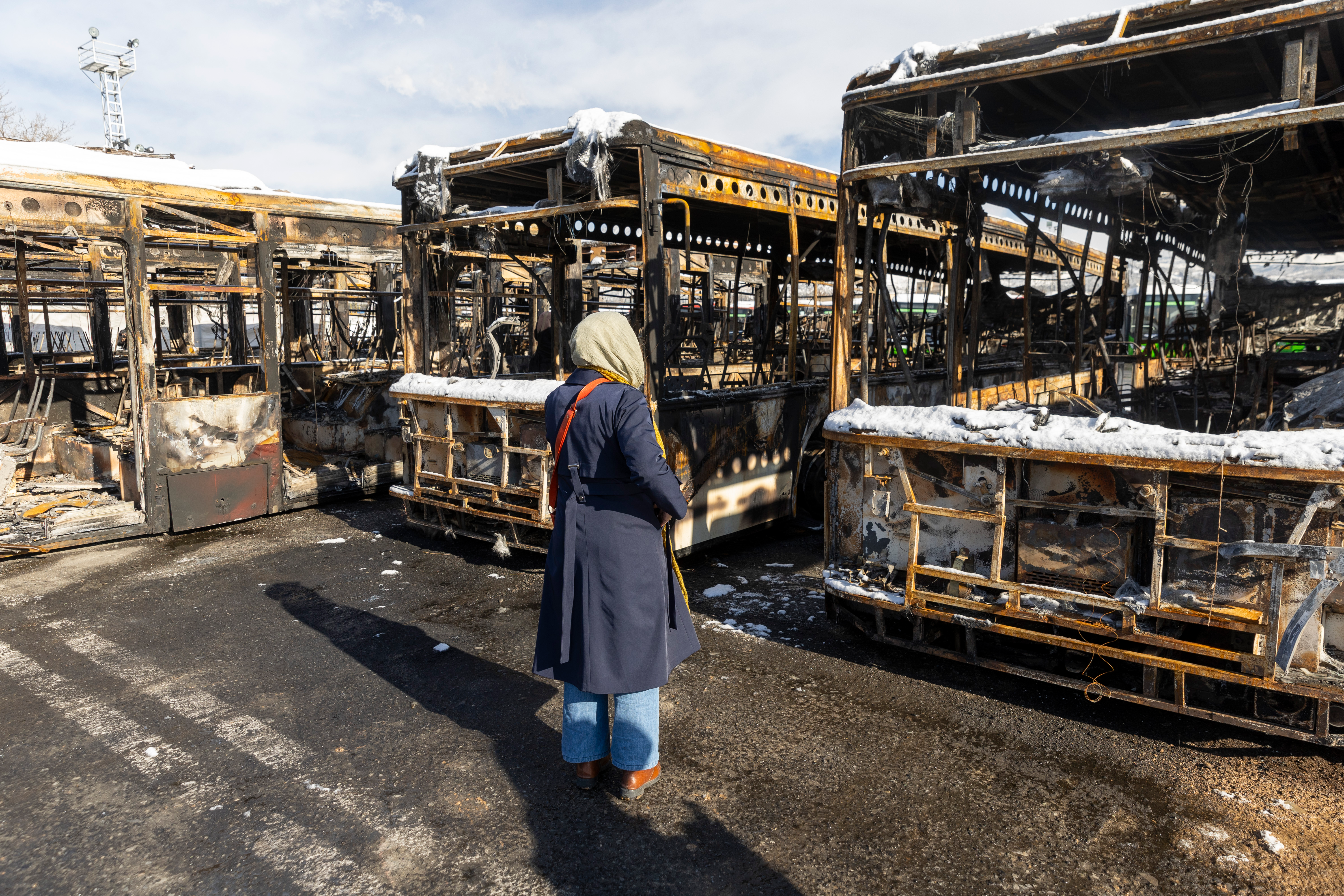 Über 5.000 Tote bei Iran-Protesten: Trump schickt Flugzeugträger in Region
