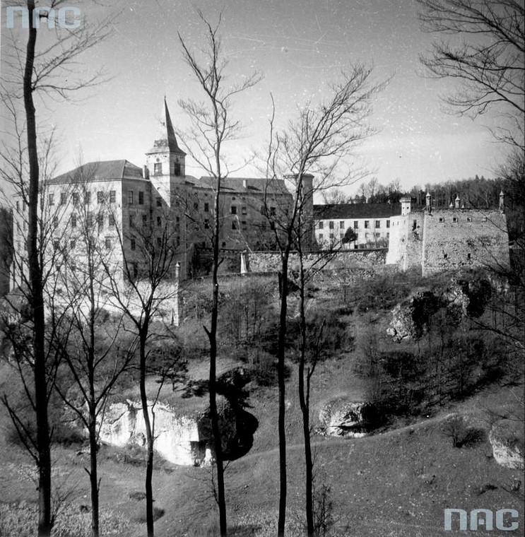 Zamek w Pieskowej Skale w latach 1939 - 1945