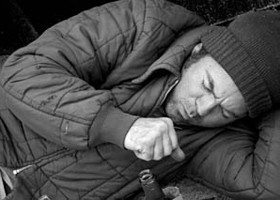 Csillagjegyek függőségei: mutatjuk, minek képtelen ellenállni a Bika, a Szűz és a Bak