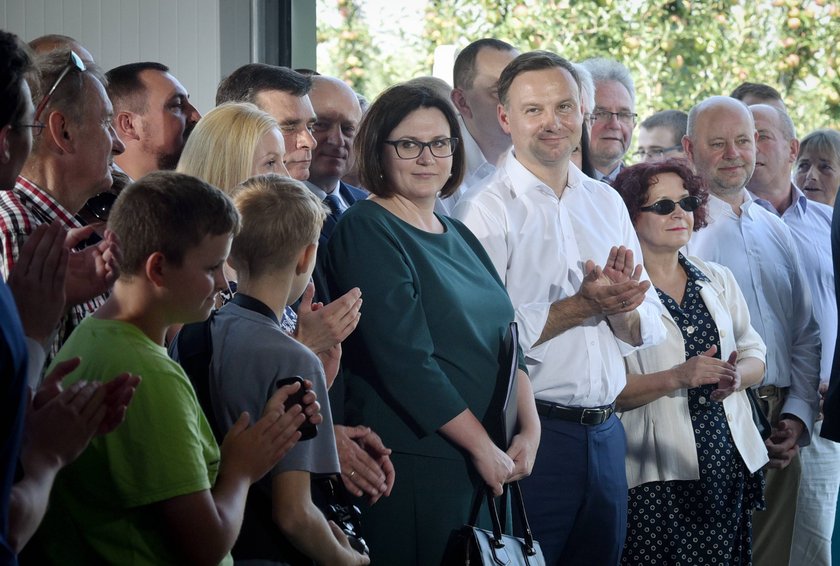 Duda nie wycofuje się z deklaracji "500 zł na dziecko"