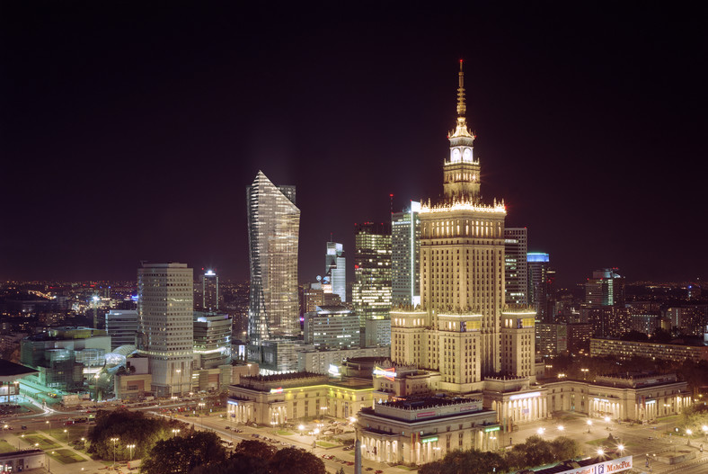 Złota44 - widok z hotelu Forum w nocy - fot. materiały prasowe Orco Property Group