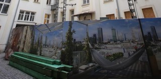 Gronkiewicz-Waltz tłumaczy sprawę kamienicy męża i zapowiada pozew przeciwko 'W Sieci'