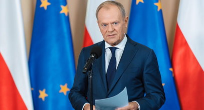 "Kontrowersyjne i niełatwe do zaakceptowania". Donald Tusk o zmianie przepisów dotyczących wojska