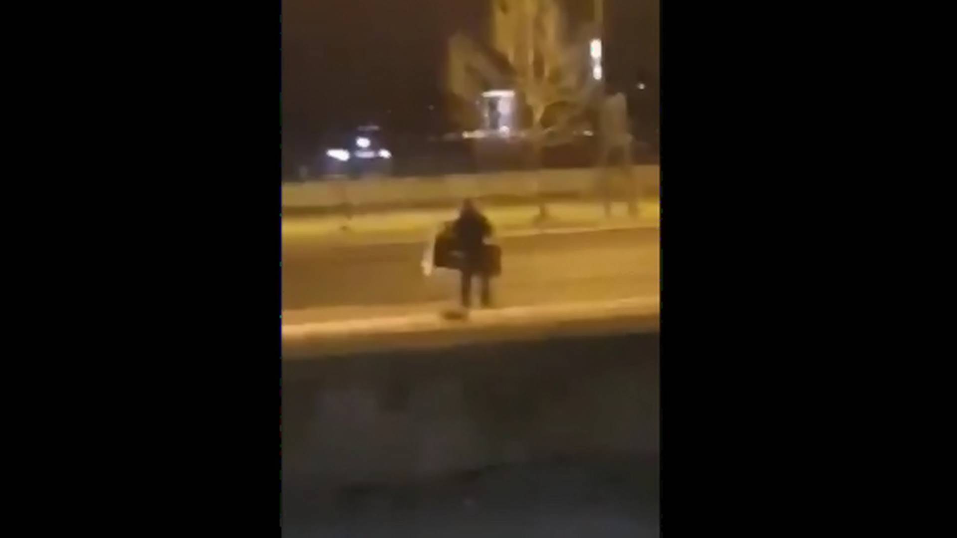 Bezobrazluk: Pogledajte kako se čovek na Sajmu krije od policije za vreme zabrane kretanja