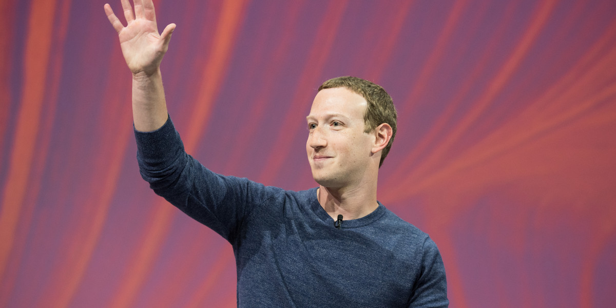 Dyrektor generalny Facebooka Mark Zuckerberg w listopadzie zmniejszył zatrudnienie w firmie o 13 proc.
