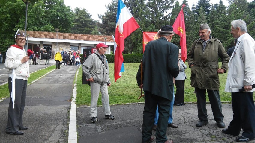 Sa obeležjima stare "Juge" odali počast Maršalu