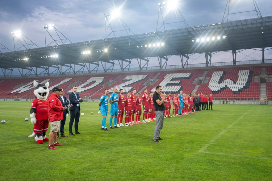 Prezentacja drużyny Widzewa na sezon 21 22